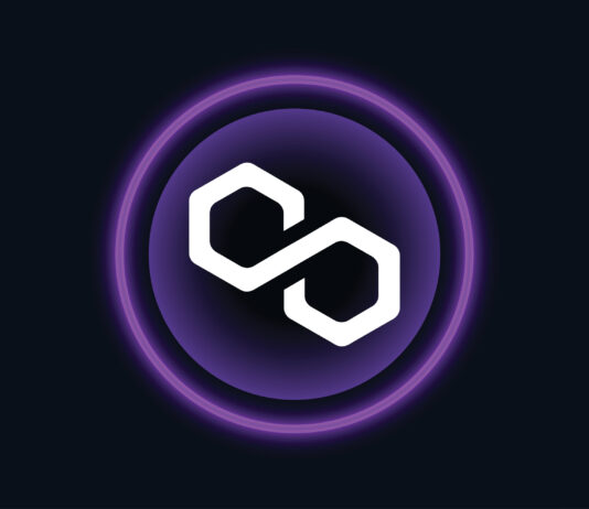 Polygon – Macht Ethereum effizient. Polygon MATIC Token, Blockchain Logo, Schwarzer HIntergrund